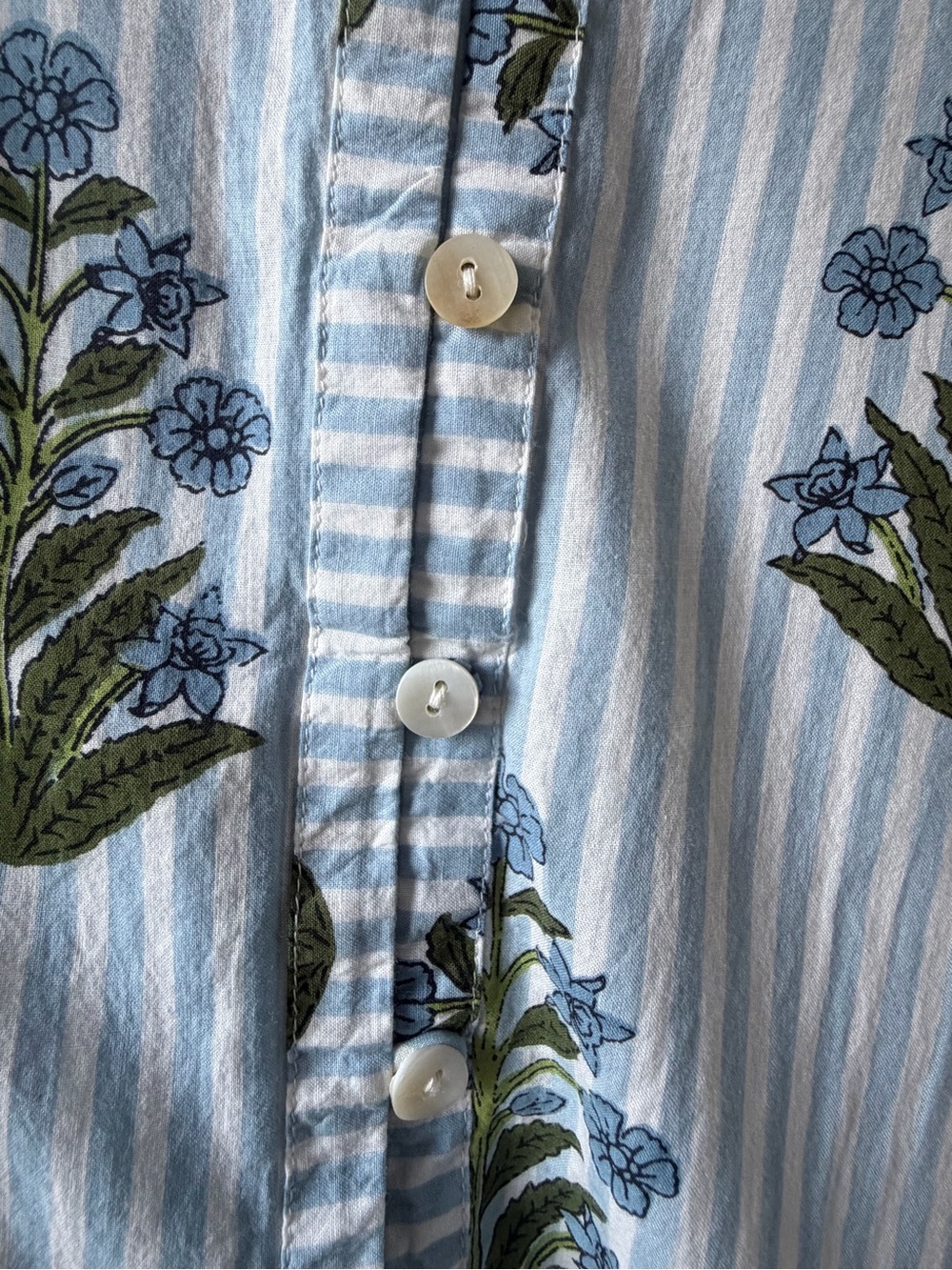 Ivy Jane | Blue Stripe Floral Button Front Blouse | Small - Picture 5 of 11
